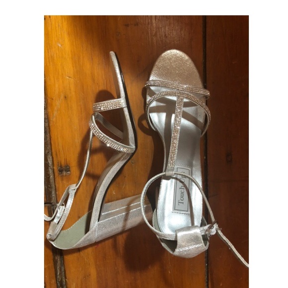 touch ups by benjamin walk